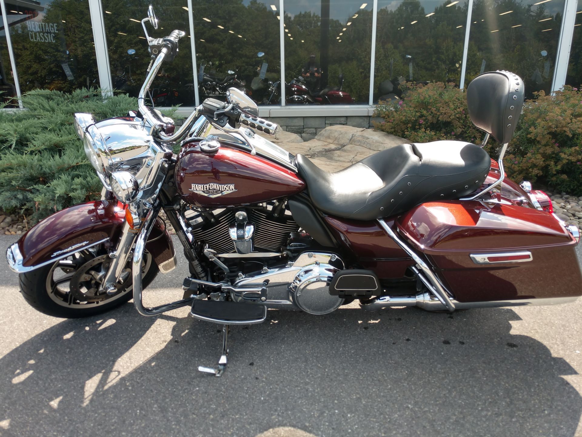 2018 Harley-Davidson Road King® in Duncansville, Pennsylvania - Photo 2