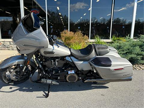 2023 Harley-Davidson CVO™ Street Glide® in Duncansville, Pennsylvania - Photo 4