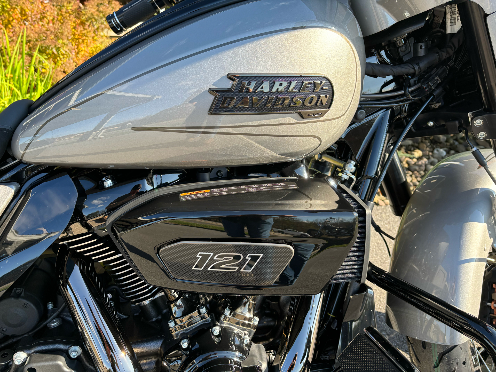 2023 Harley-Davidson CVO™ Street Glide® in Duncansville, Pennsylvania - Photo 5