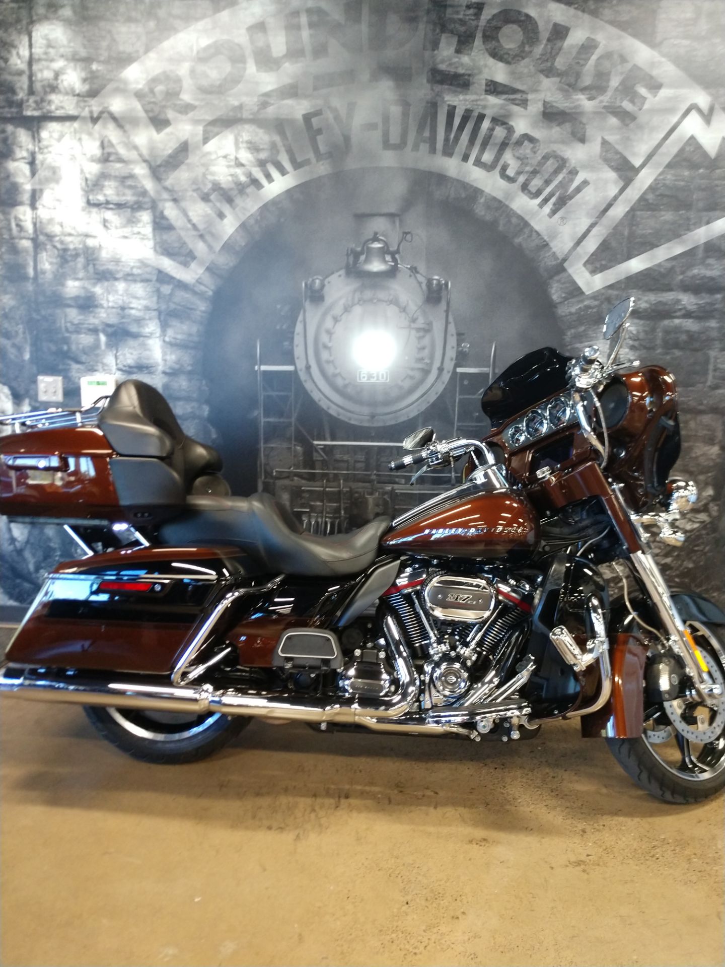 2019 Harley-Davidson CVO™ Limited in Duncansville, Pennsylvania - Photo 2