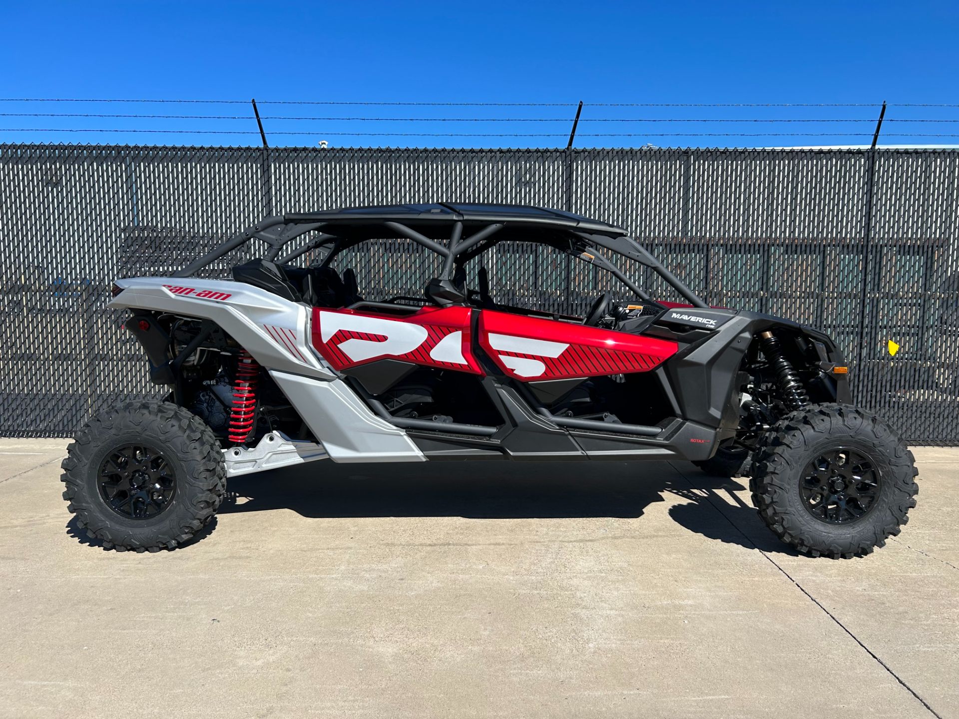 2024 Can-Am Maverick X3 Max RS Turbo in Greenville, Texas - Photo 2