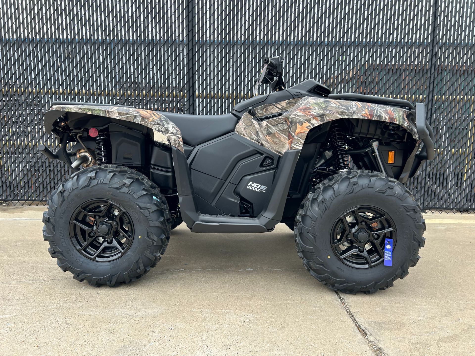 2024 Can-Am Outlander PRO Hunting Edition HD5 in Greenville, Texas - Photo 3