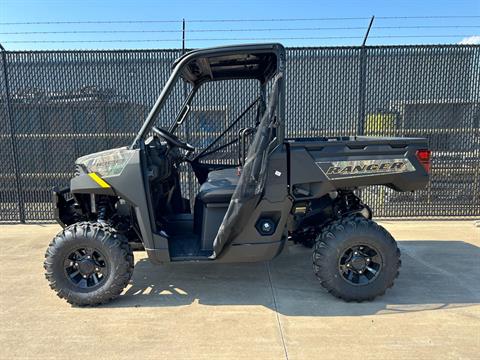 2025 Polaris Ranger 1000 Premium in Greenville, Texas - Photo 2