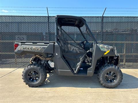 2025 Polaris Ranger 1000 Premium in Greenville, Texas - Photo 3