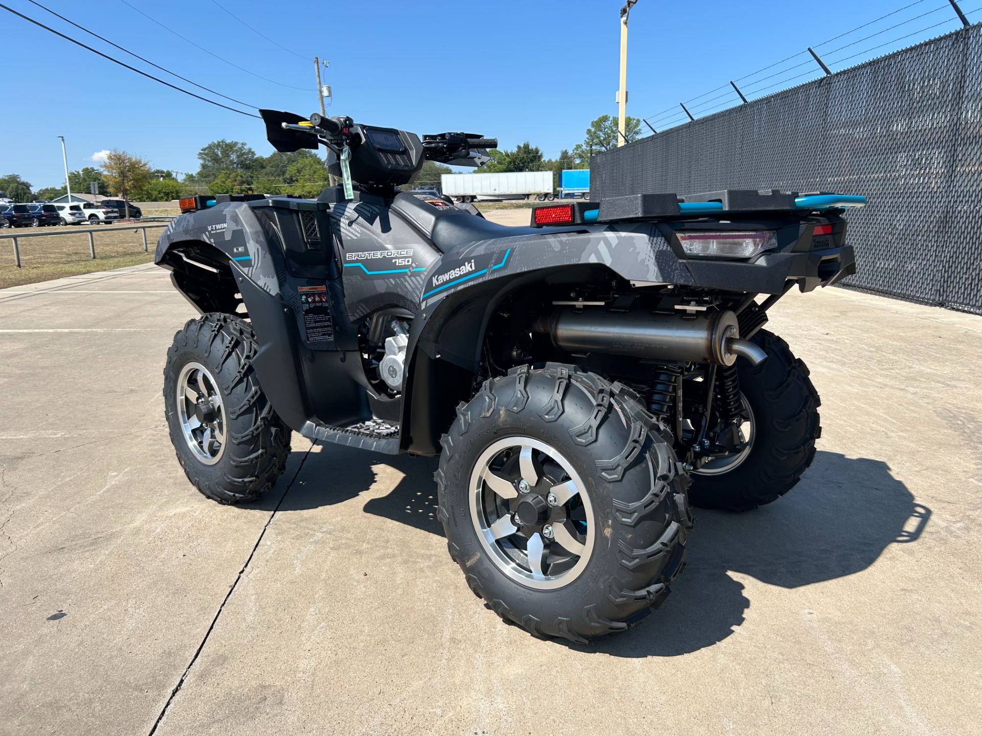 2024 Kawasaki Brute Force 750 LE EPS in Greenville, Texas - Photo 10