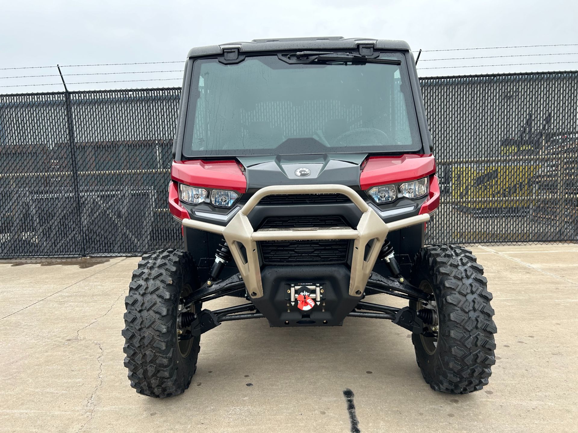 2025 Can-Am Defender MAX Limited in Greenville, Texas - Photo 1