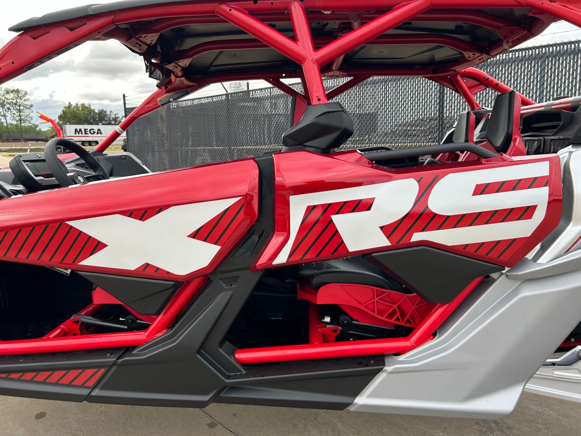 2025 Can-Am Maverick X3 MAX X RS Turbo RR with Smart-Shox in Greenville, Texas - Photo 12