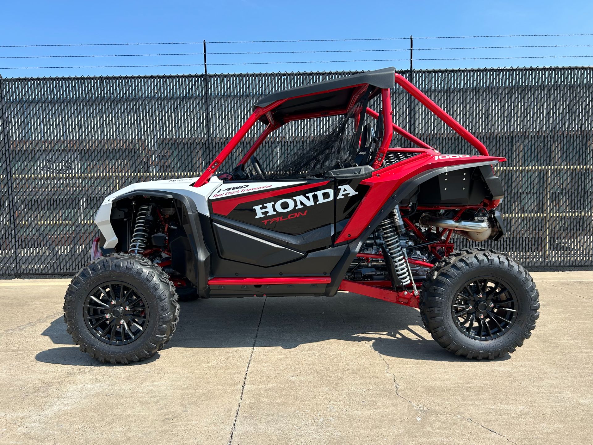 2024 Honda Talon 1000R FOX Live Valve in Greenville, Texas - Photo 2