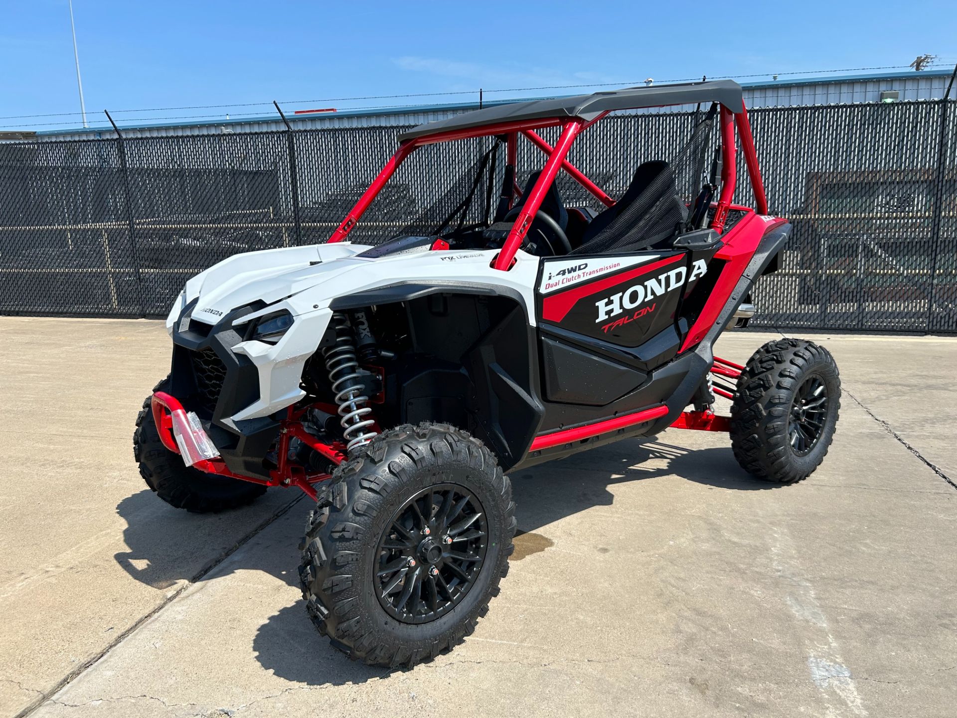 2024 Honda Talon 1000R FOX Live Valve in Greenville, Texas - Photo 8