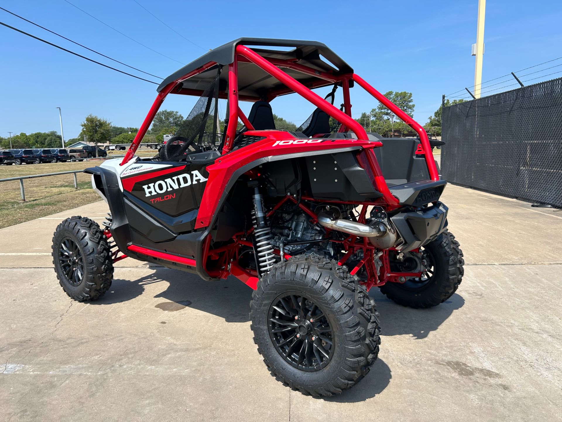 2024 Honda Talon 1000R FOX Live Valve in Greenville, Texas - Photo 11