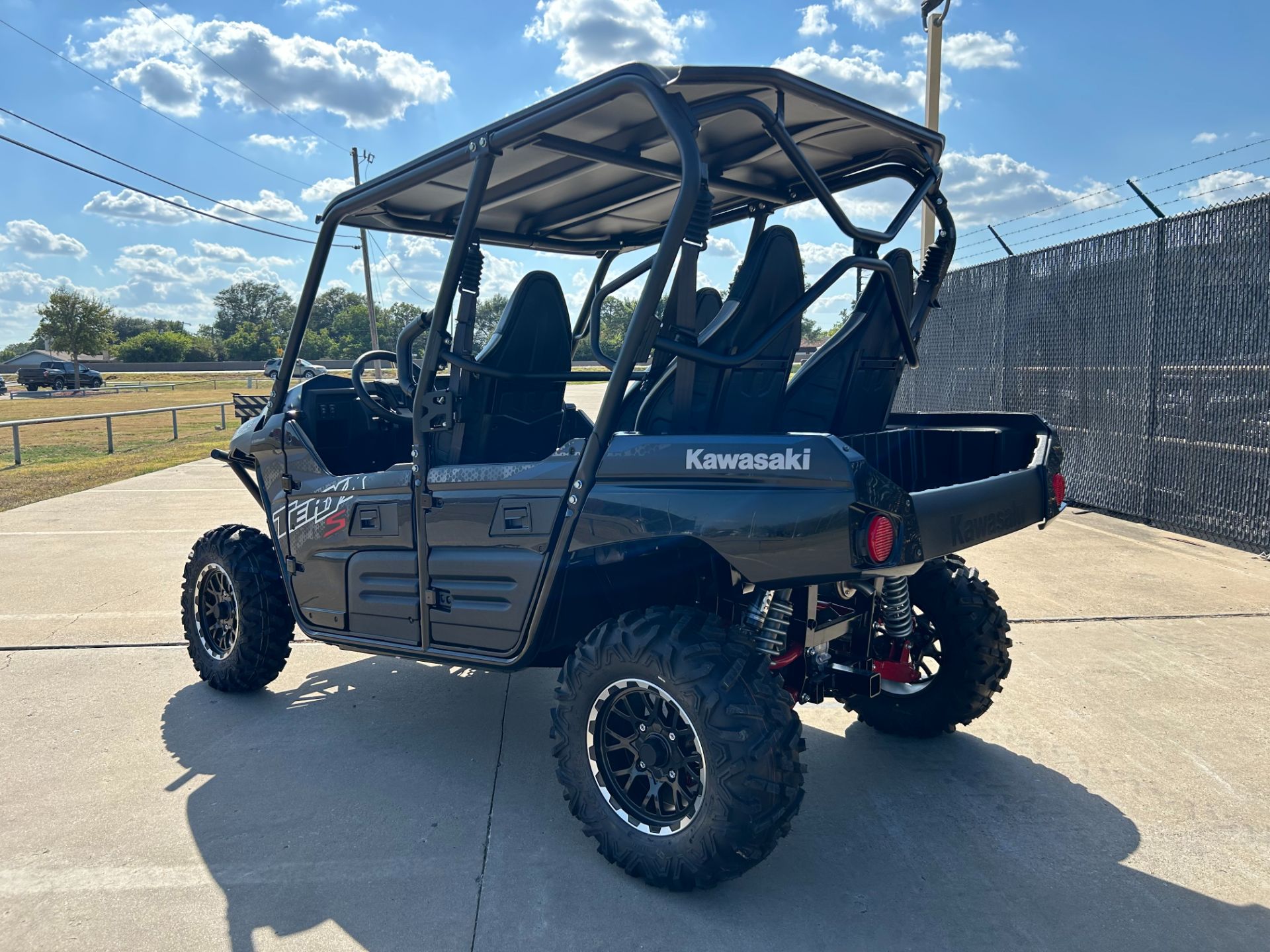 2025 Kawasaki Teryx4 S LE in Greenville, Texas - Photo 8