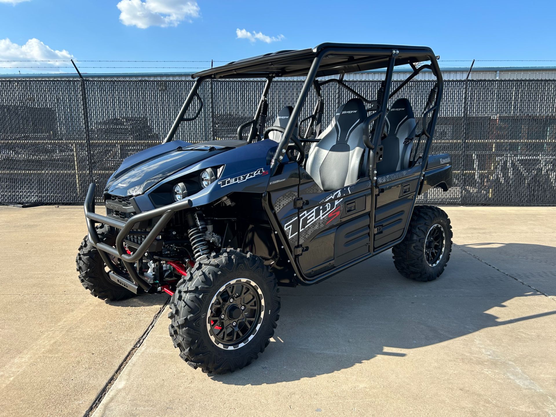 2025 Kawasaki Teryx4 S LE in Greenville, Texas - Photo 9