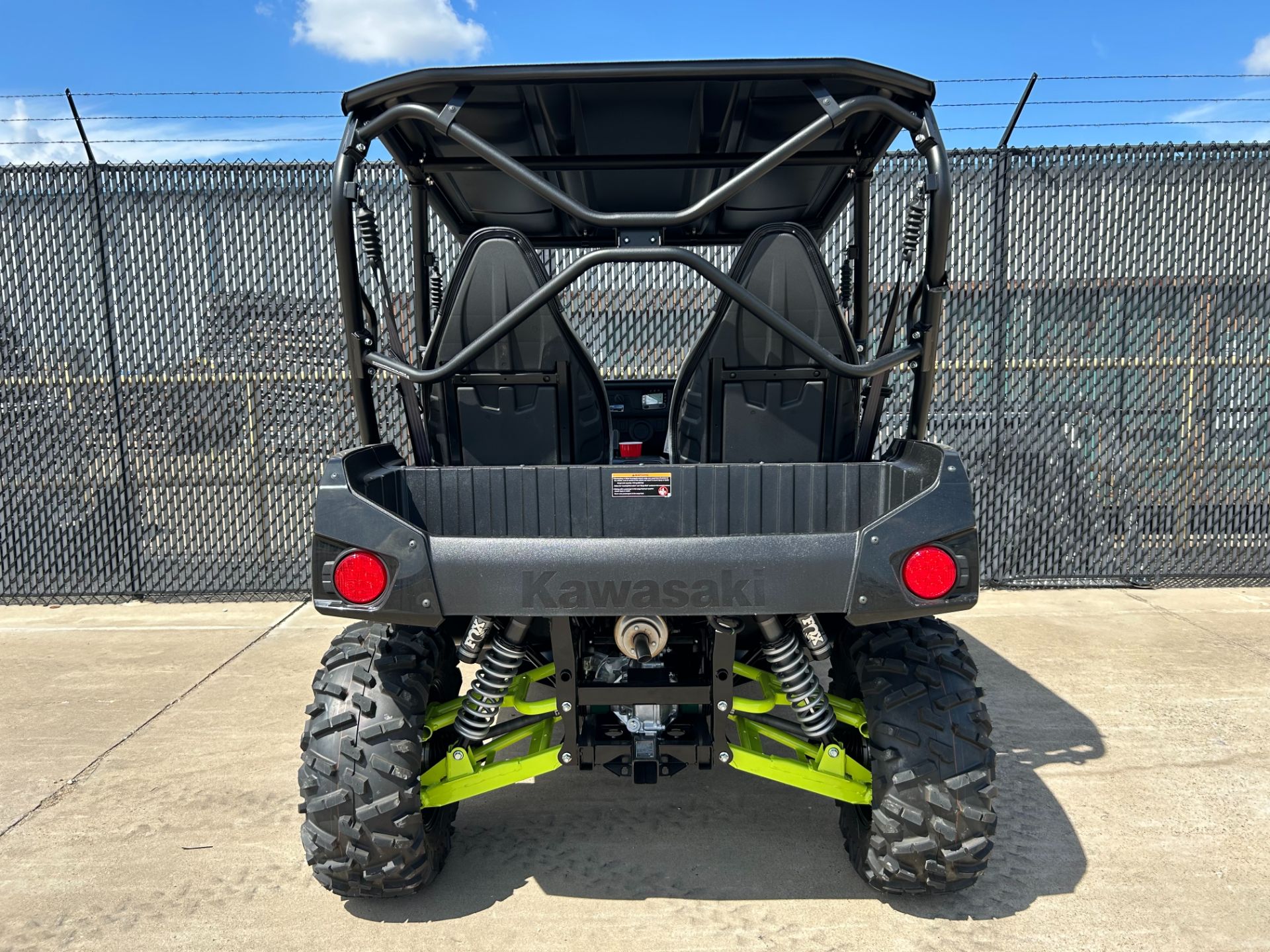 2025 Kawasaki Teryx4 S LE in Greenville, Texas - Photo 4