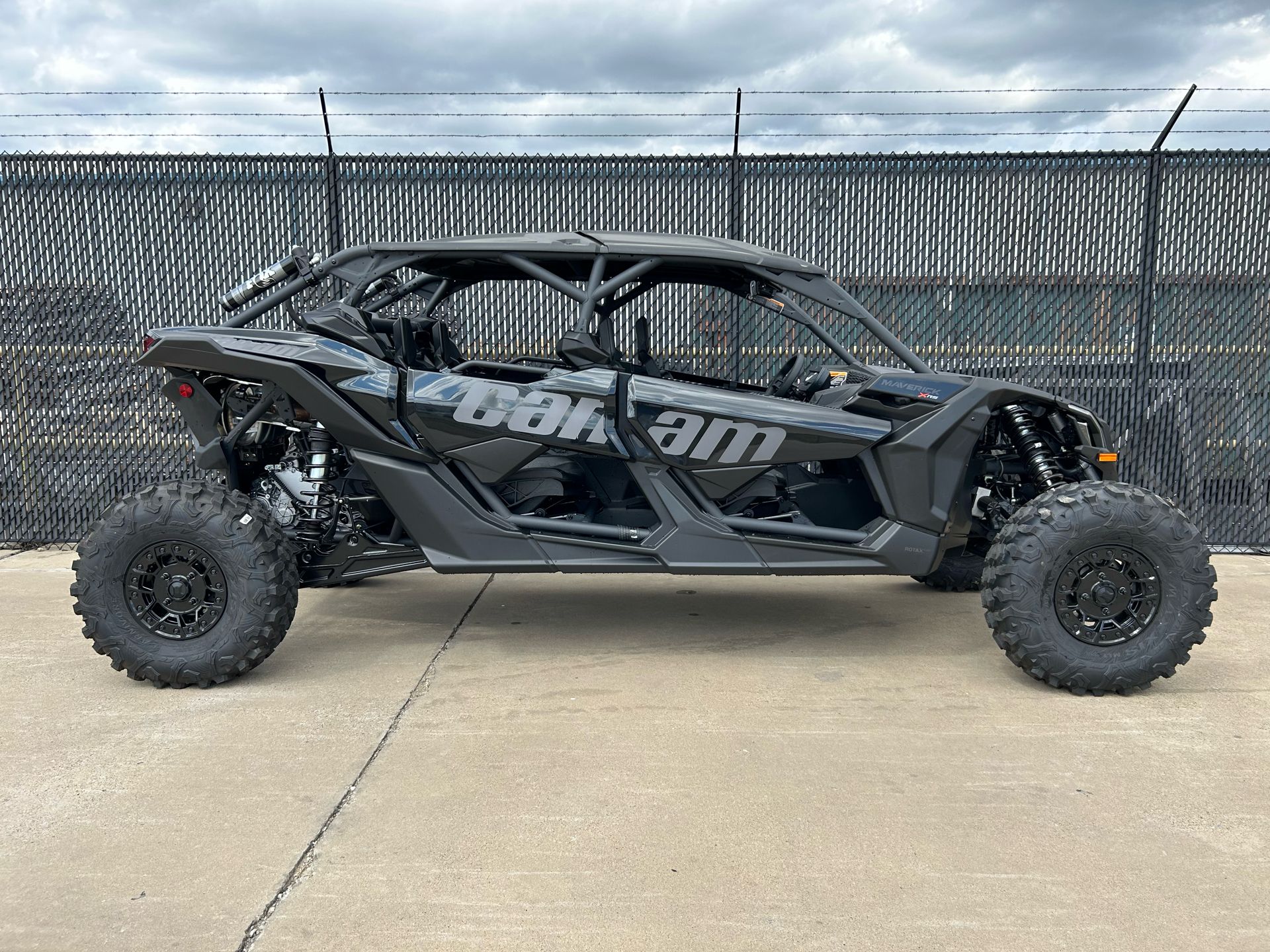 2024 Can-Am Maverick X3 Max X RS Turbo RR in Greenville, Texas - Photo 2