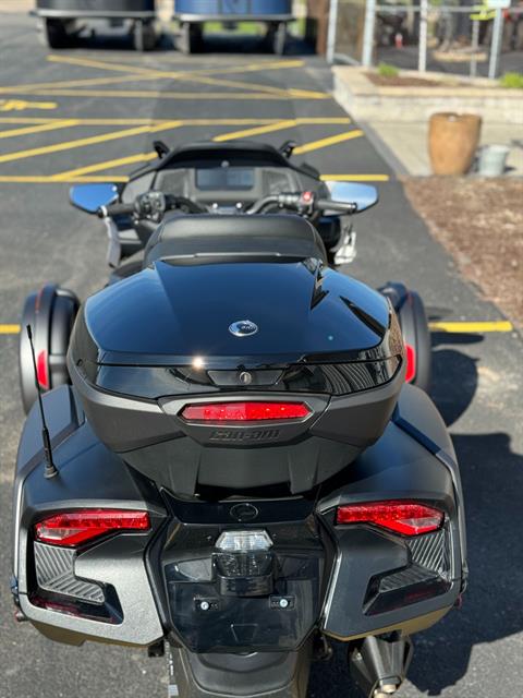 2023 Can-Am Spyder RT Limited in Roscoe, Illinois - Photo 9