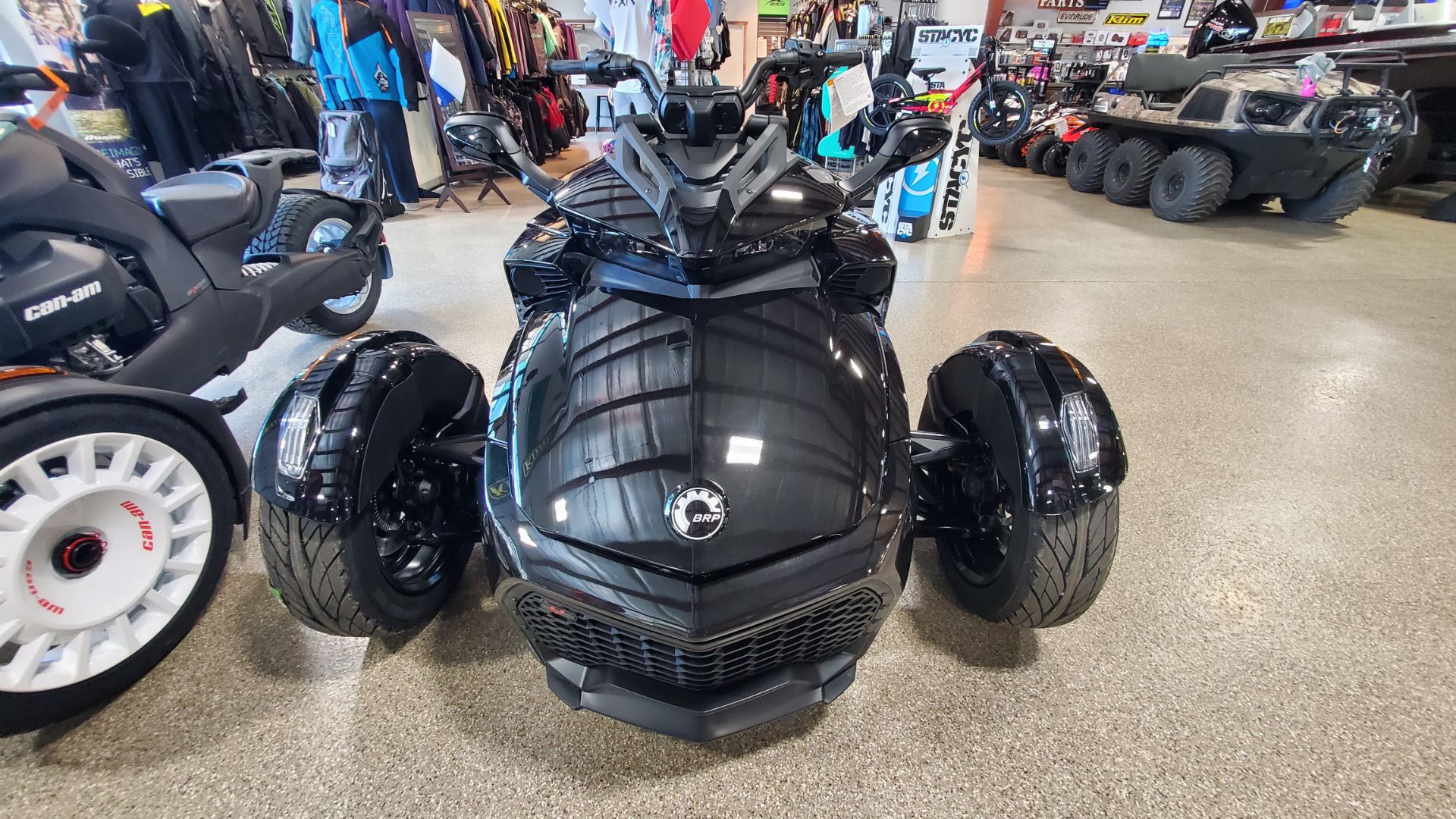 2022 Can-Am Spyder F3 in Roscoe, Illinois - Photo 2