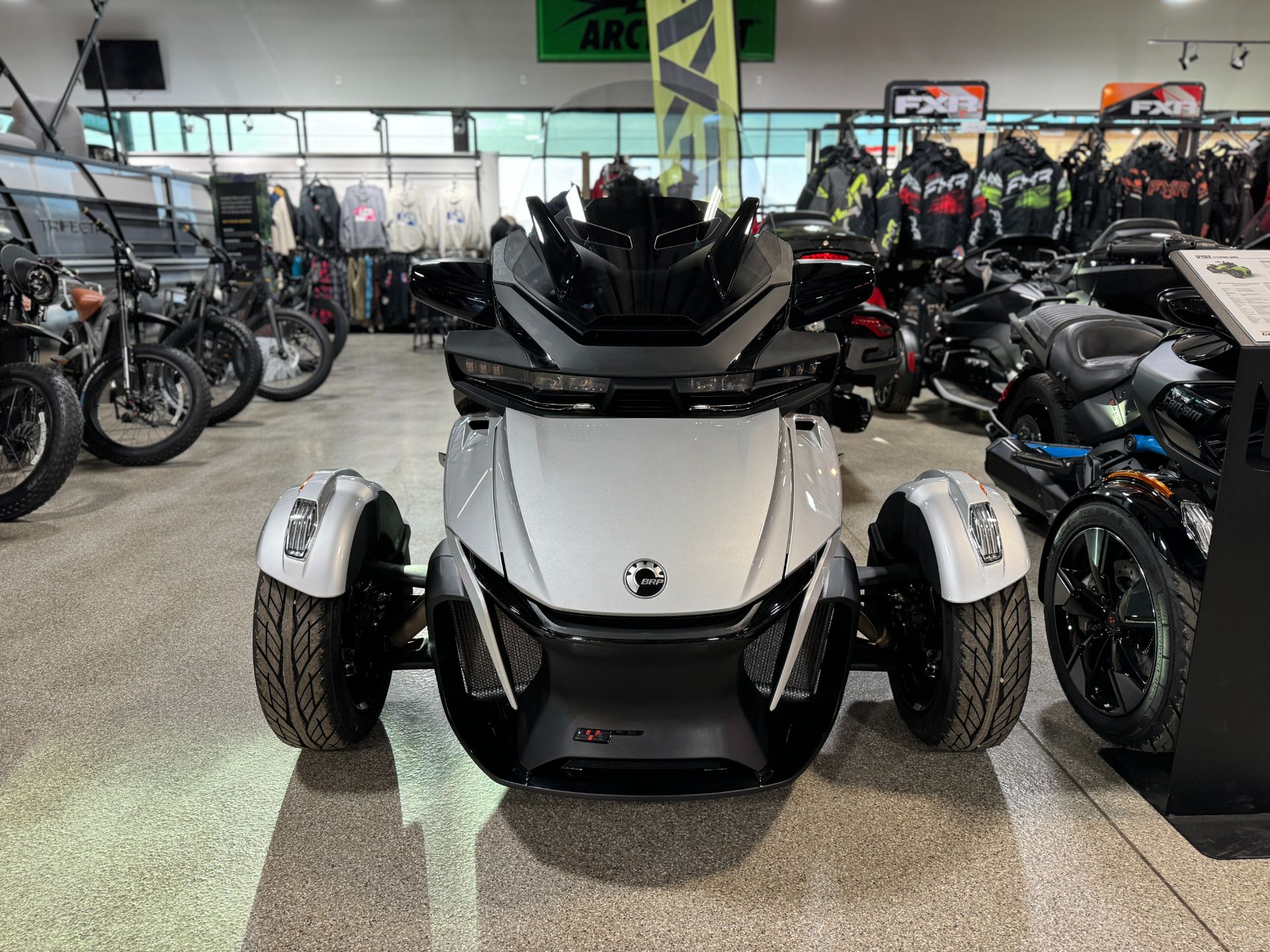 2023 Can-Am Spyder RT in Roscoe, Illinois - Photo 3