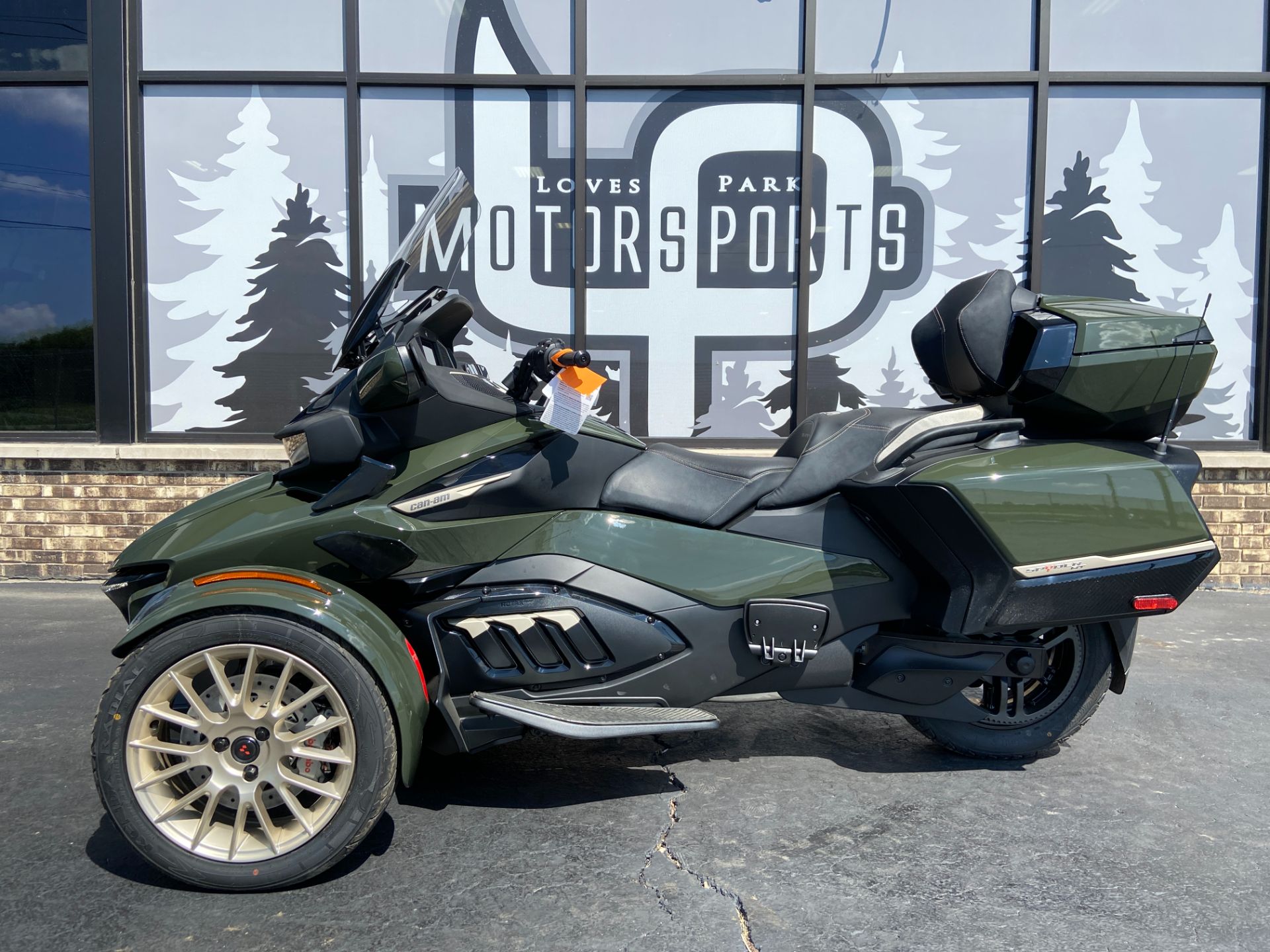 2023 Can-Am Spyder RT Sea-to-Sky in Roscoe, Illinois - Photo 1