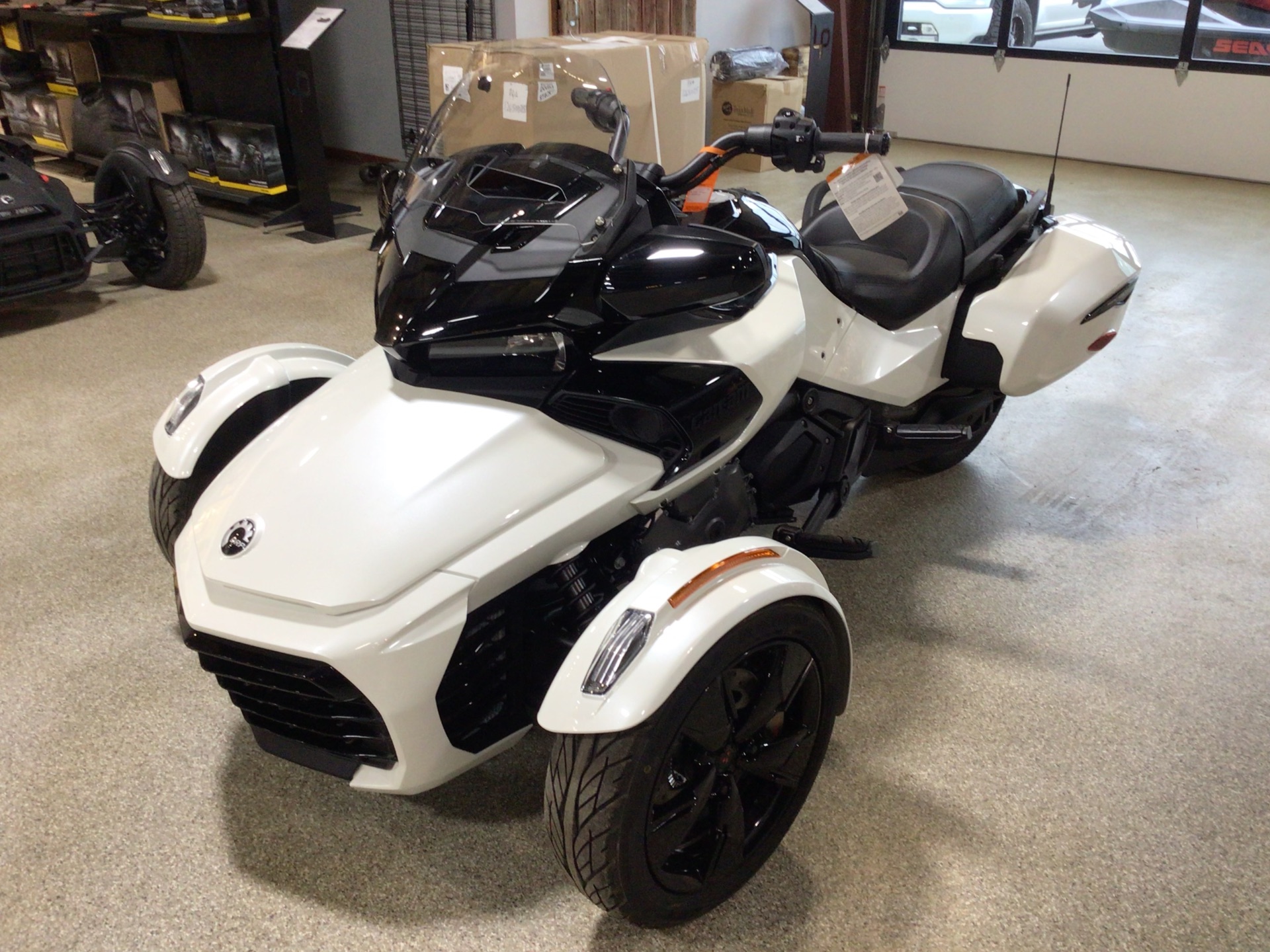 2023 Can-Am Spyder F3-T in Roscoe, Illinois - Photo 4