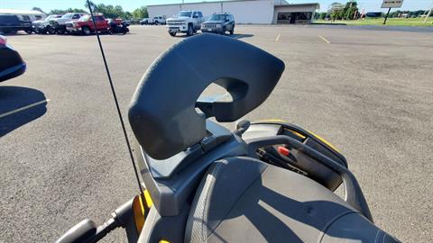 2013 Can-Am Spyder® ST-S SE5 in Roscoe, Illinois - Photo 8