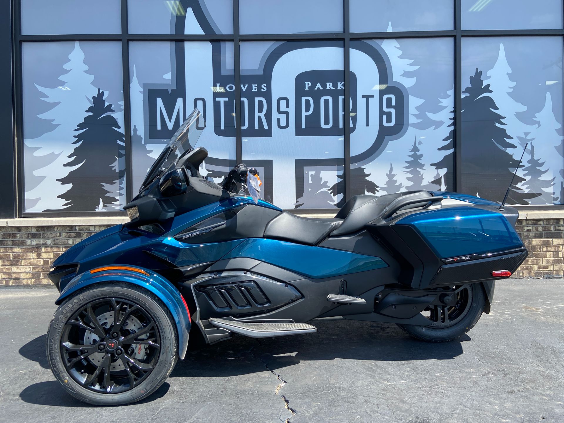2023 Can-Am Spyder RT in Roscoe, Illinois - Photo 1
