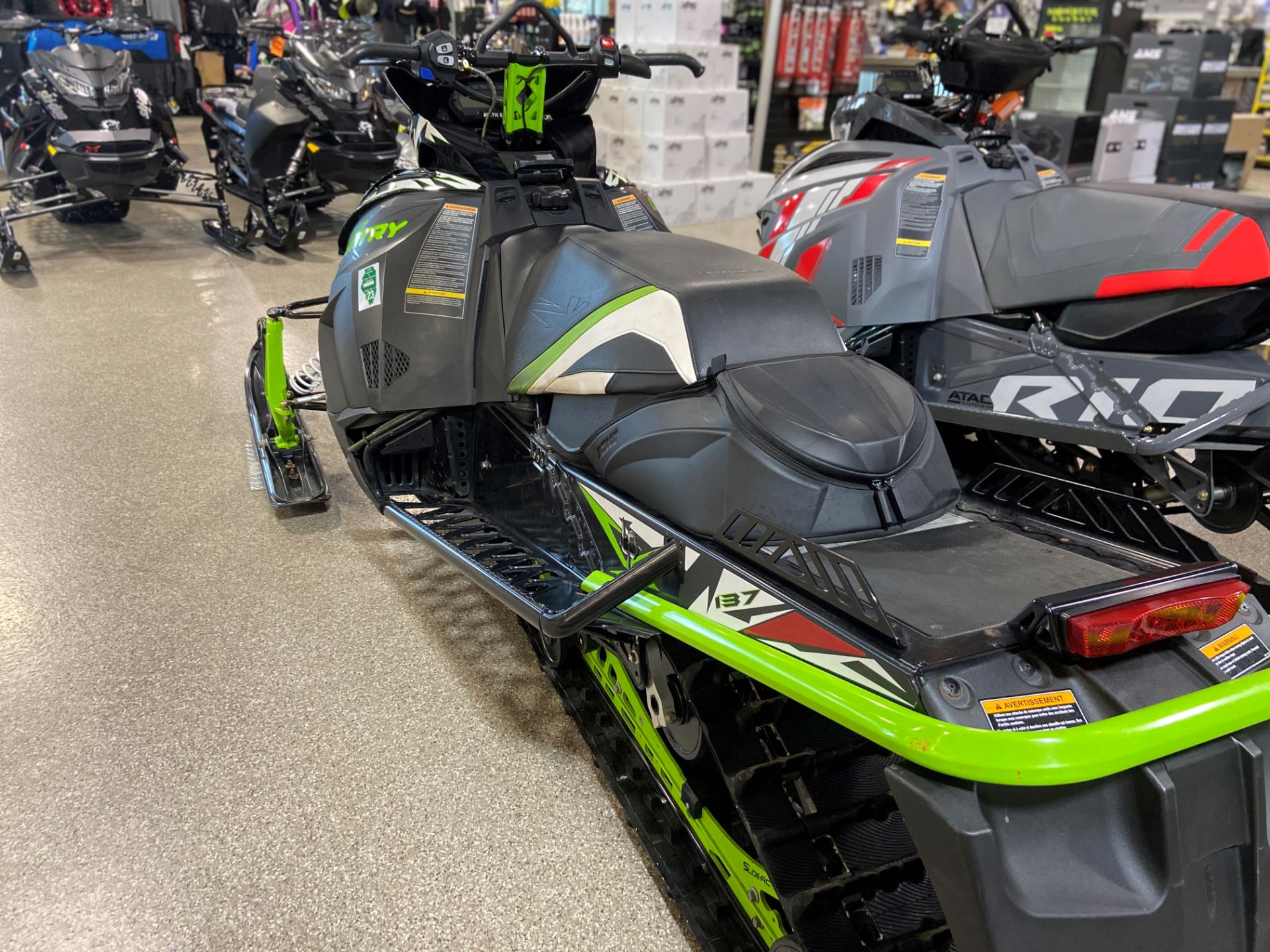 2018 Arctic Cat XF 8000 Cross Country Limited ES in Roscoe, Illinois - Photo 5