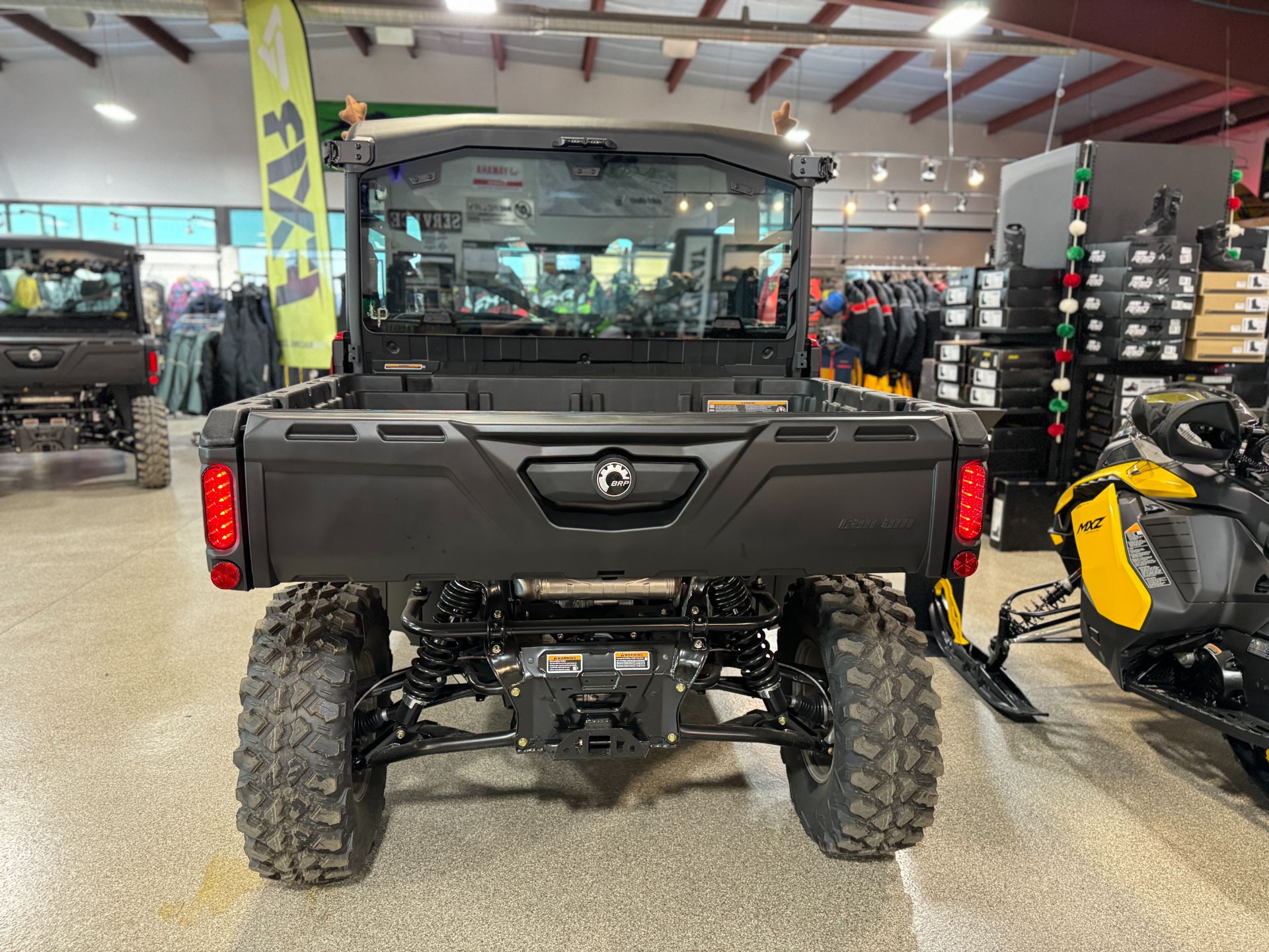 2024 Can-Am Defender MAX Limited in Roscoe, Illinois - Photo 6