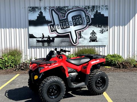 2022 Can-Am Outlander 570 in Roscoe, Illinois - Photo 1