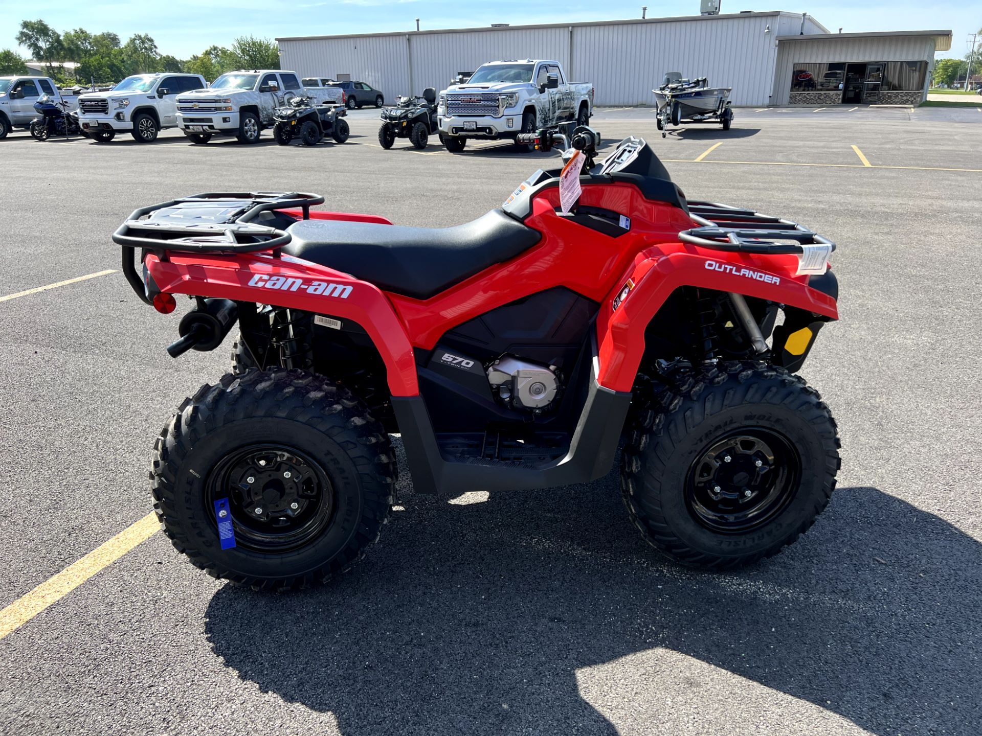 2022 Can-Am Outlander 570 in Roscoe, Illinois - Photo 3