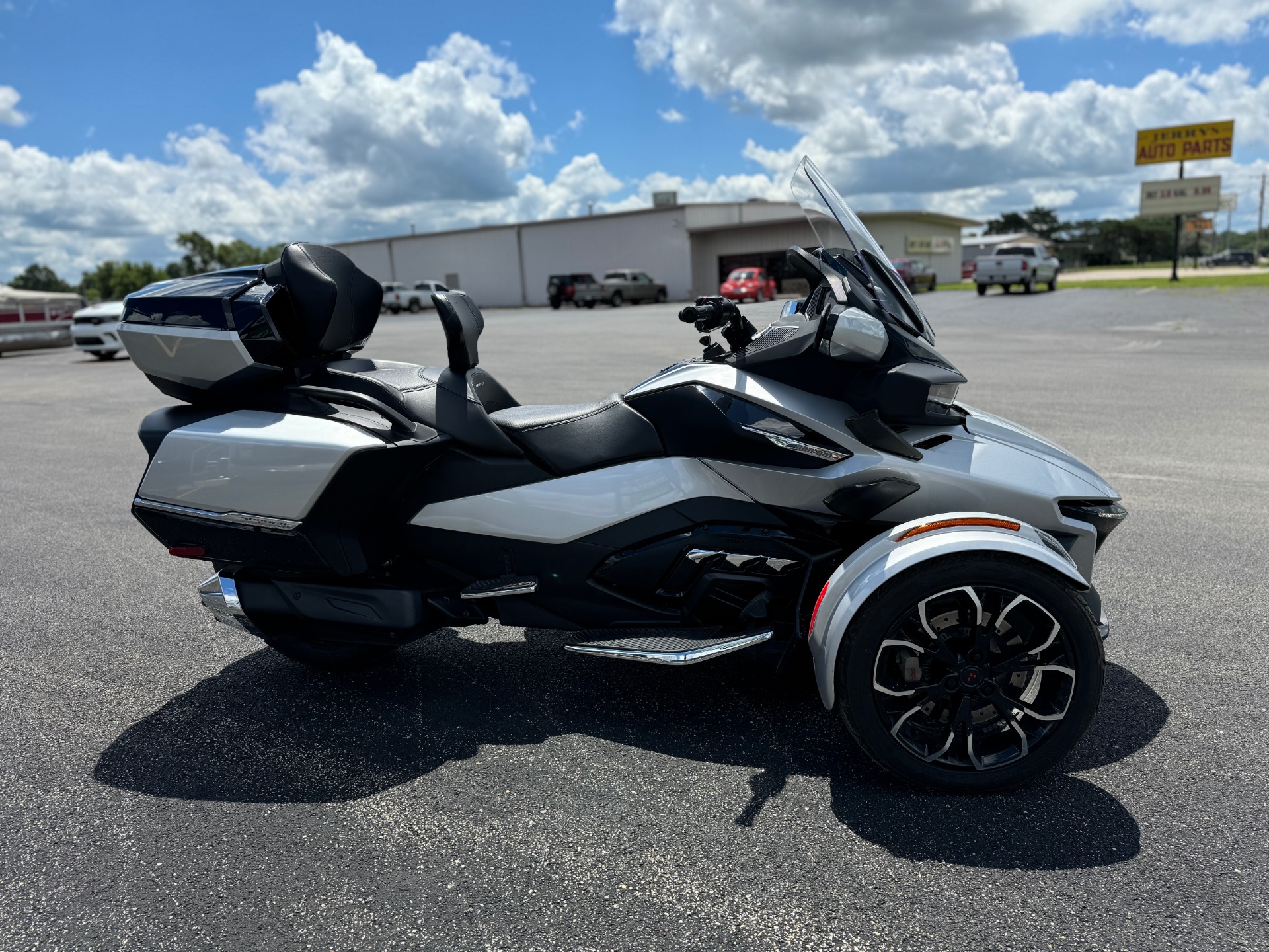 2022 Can-Am Spyder RT Limited in Roscoe, Illinois - Photo 5
