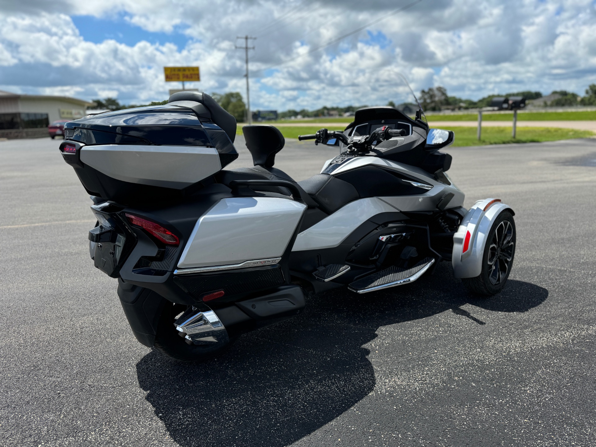 2022 Can-Am Spyder RT Limited in Roscoe, Illinois - Photo 6