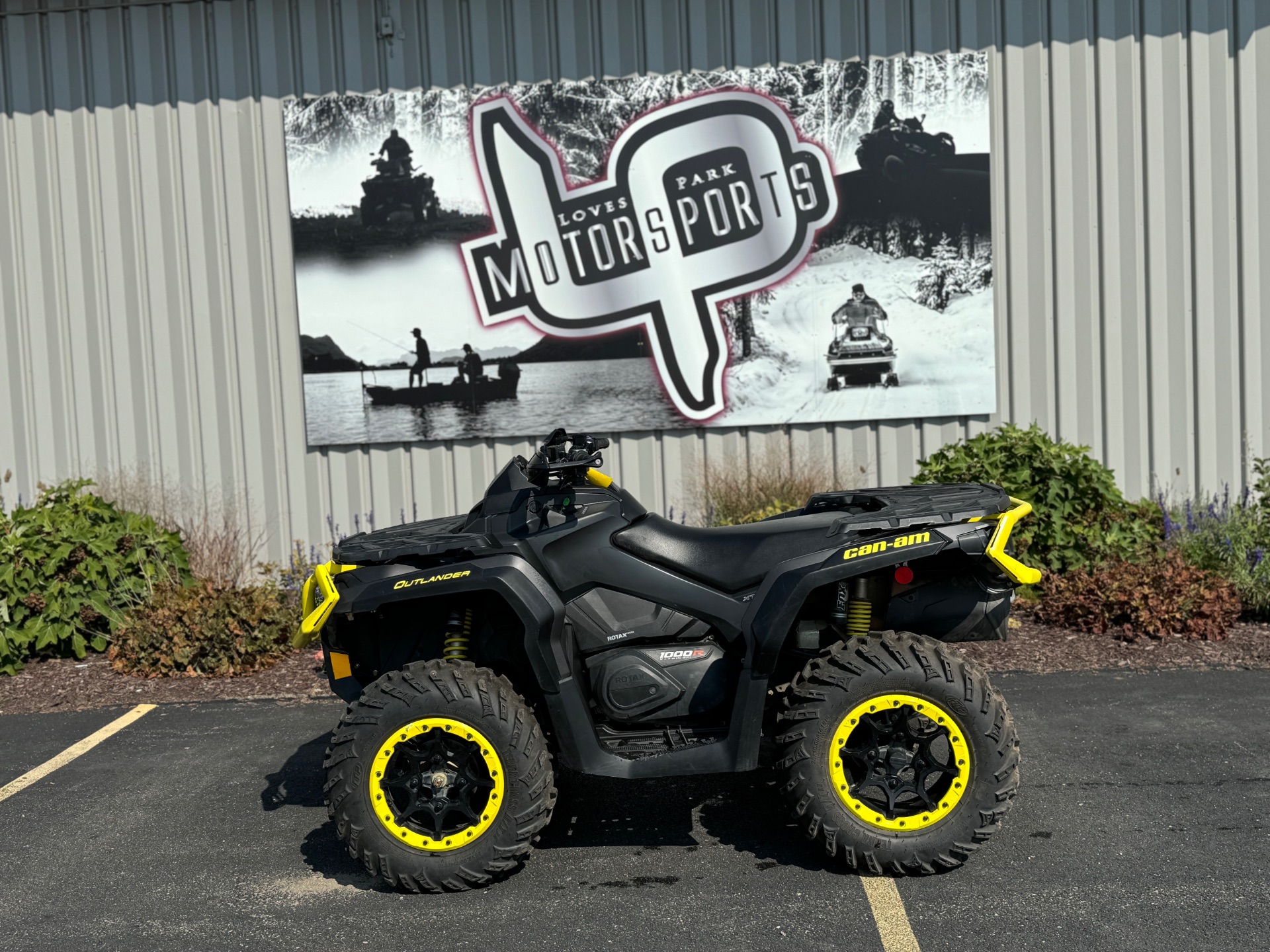 2019 Can-Am Outlander XT-P 1000R in Roscoe, Illinois - Photo 1