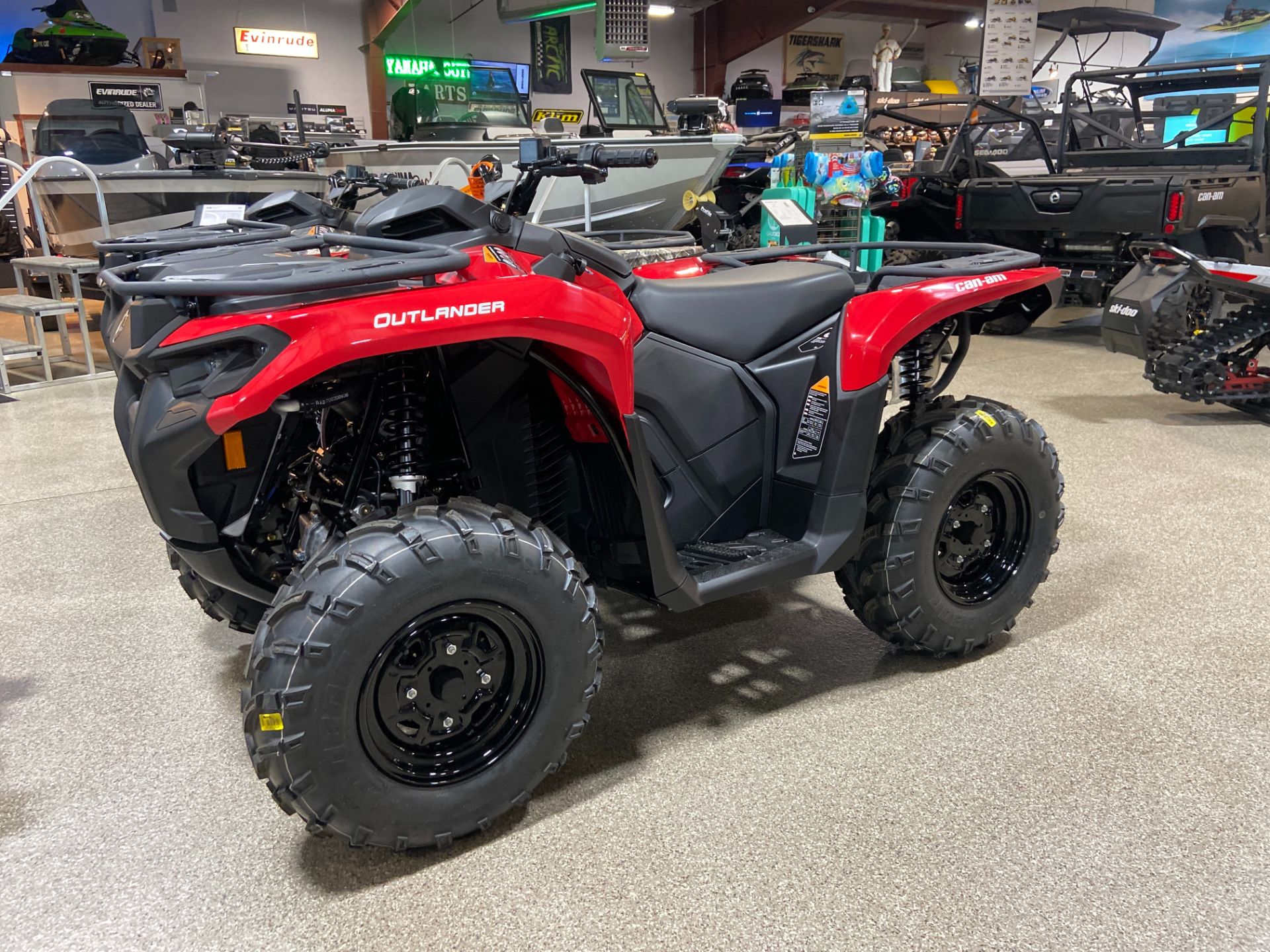 2024 Can-Am Outlander DPS 700 in Roscoe, Illinois - Photo 1