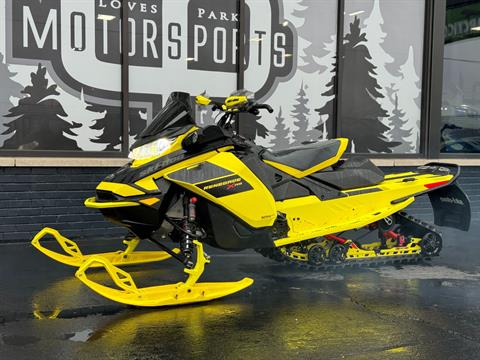 2021 Ski-Doo Renegade X-RS 850 E-TEC ES Ice Ripper XT 1.5 w/ Premium Color Display in Roscoe, Illinois - Photo 2