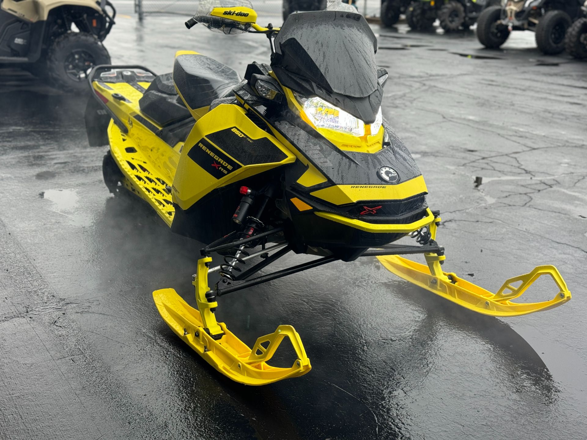 2021 Ski-Doo Renegade X-RS 850 E-TEC ES Ice Ripper XT 1.5 w/ Premium Color Display in Roscoe, Illinois - Photo 7