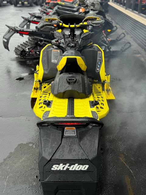 2021 Ski-Doo Renegade X-RS 850 E-TEC ES Ice Ripper XT 1.5 w/ Premium Color Display in Roscoe, Illinois - Photo 10