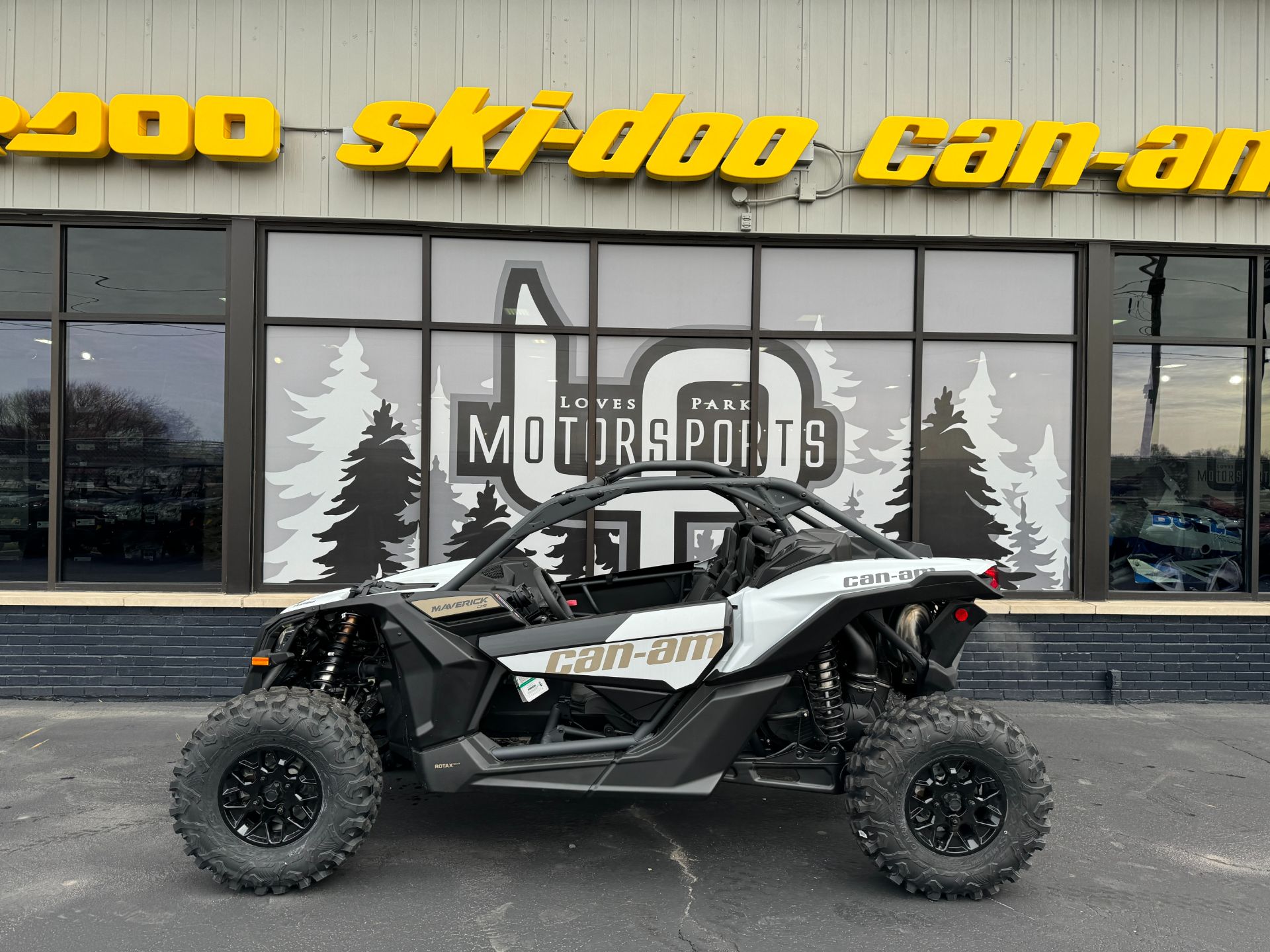 New 2024 CanAm Maverick X3 DS Turbo, Roscoe IL Specs, Price