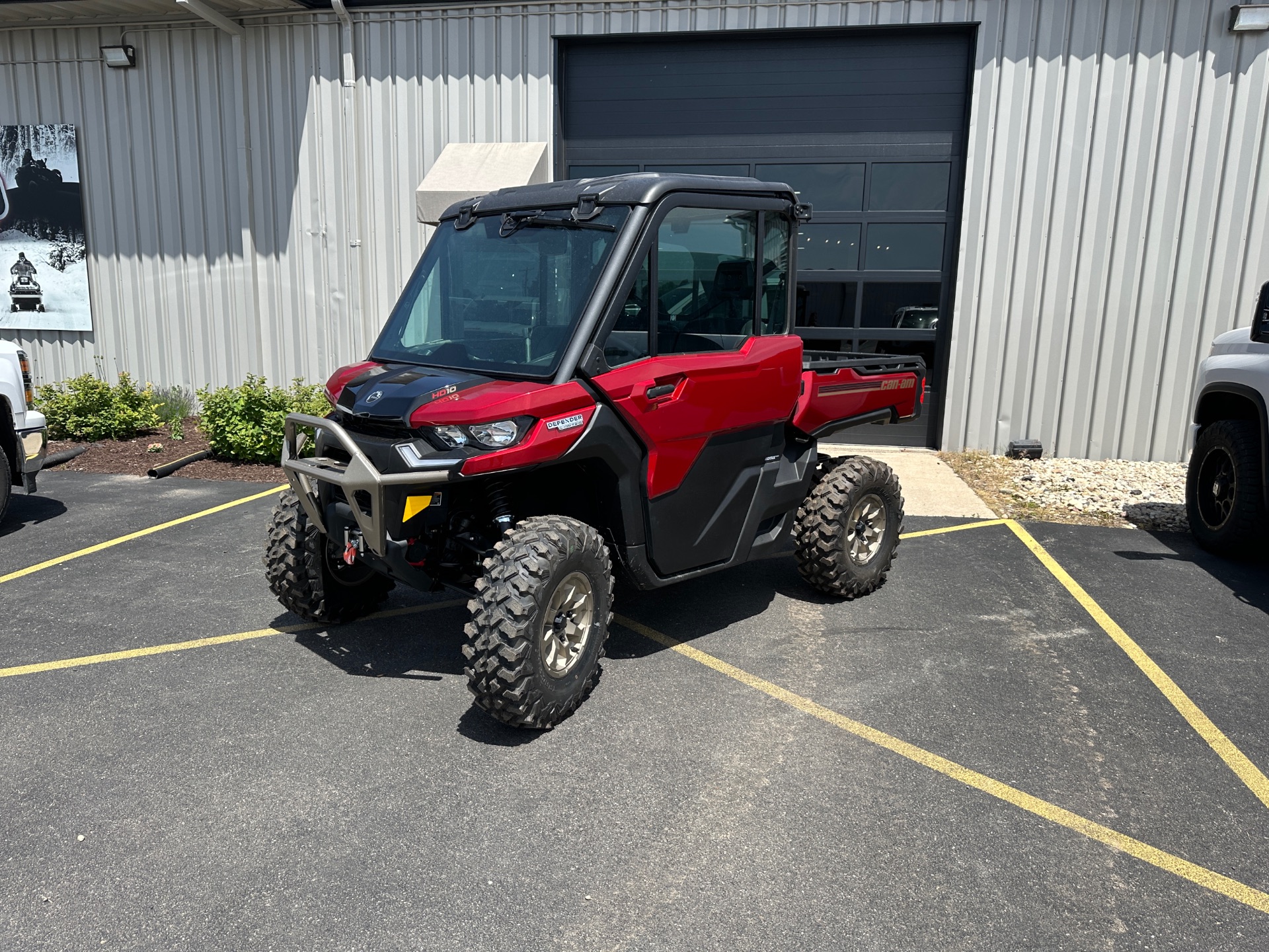2024 Can-Am Defender Limited in Roscoe, Illinois - Photo 1