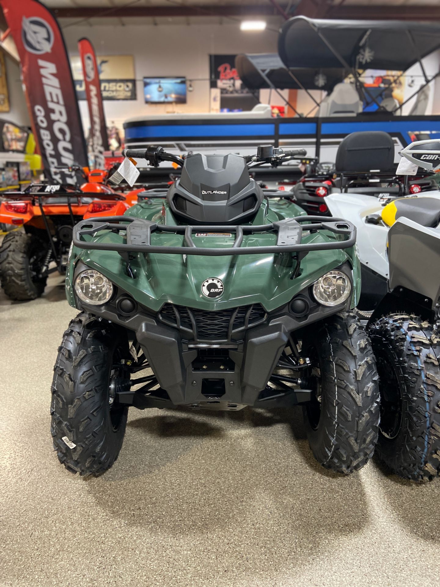 2023 Can-Am Outlander 570 in Roscoe, Illinois - Photo 2