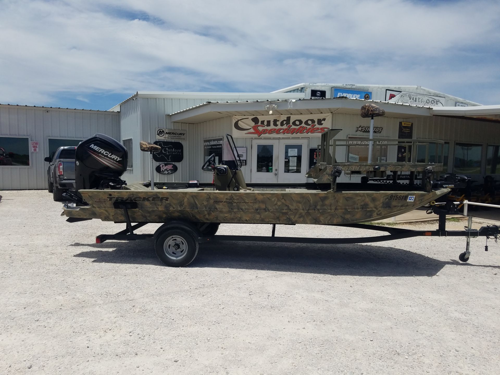 2019 Tracker Grizzly 1860 CC Sportsman in Eastland, Texas - Photo 1