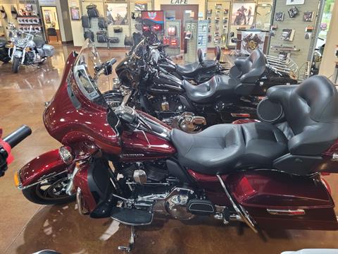 2016 Harley-Davidson Ultra Limited in Winchester, Virginia - Photo 2