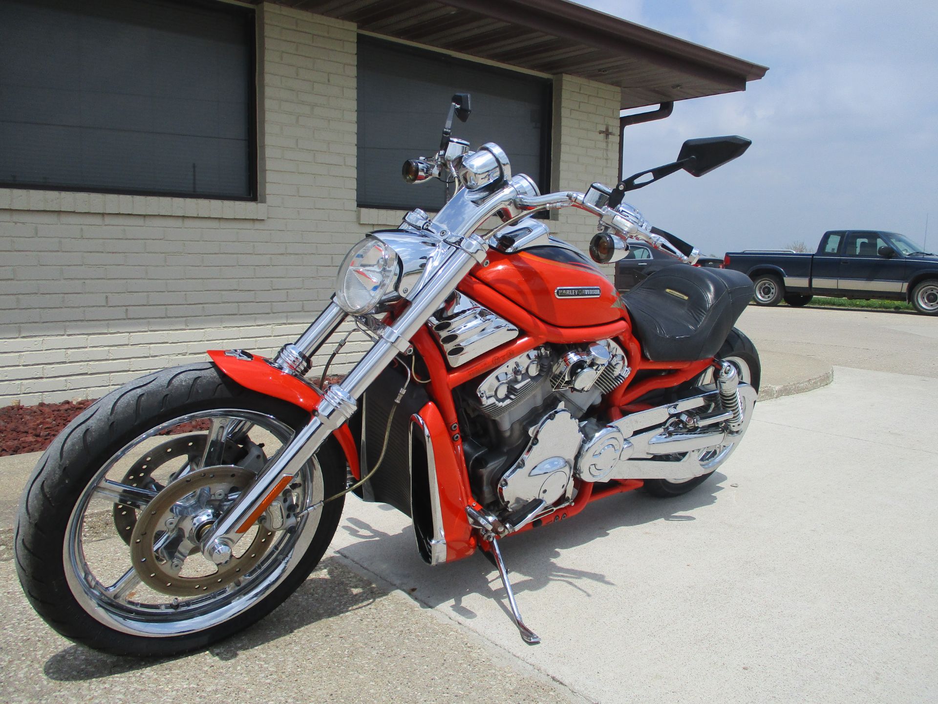 2005 Harley-Davidson VRSCSE Screamin’ Eagle® V-Rod® in Winterset, Iowa - Photo 4