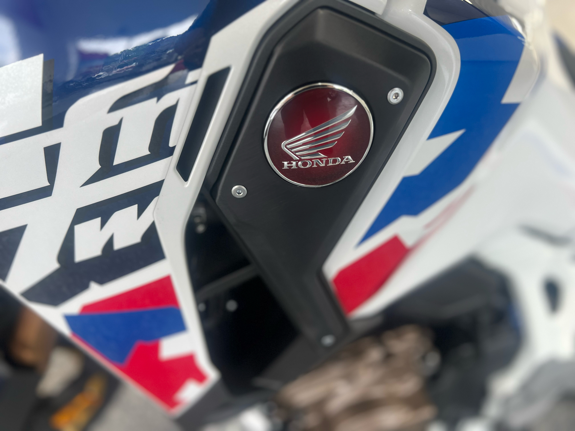 2024 Honda Africa Twin Adventure Sports ES DCT in Valparaiso, Indiana - Photo 13