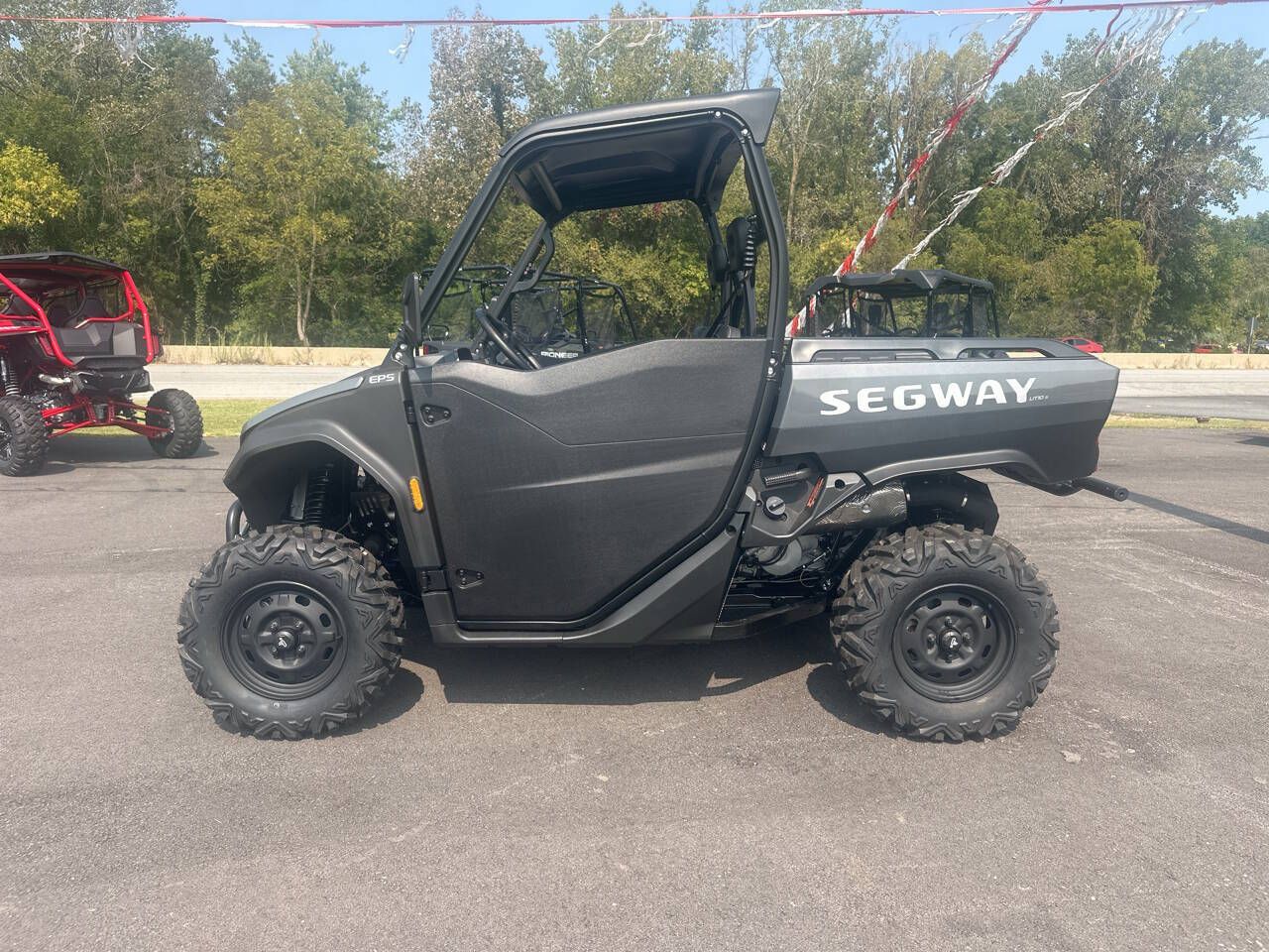 2024 Segway Powersports UT10 S in Valparaiso, Indiana - Photo 2