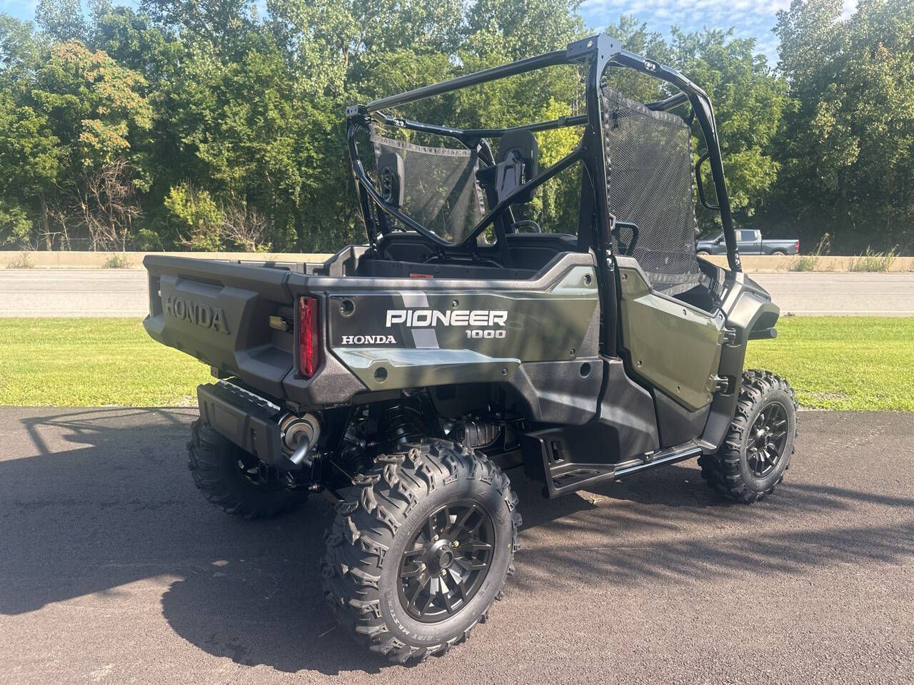 2024 Honda Pioneer 1000 Deluxe in Valparaiso, Indiana - Photo 6