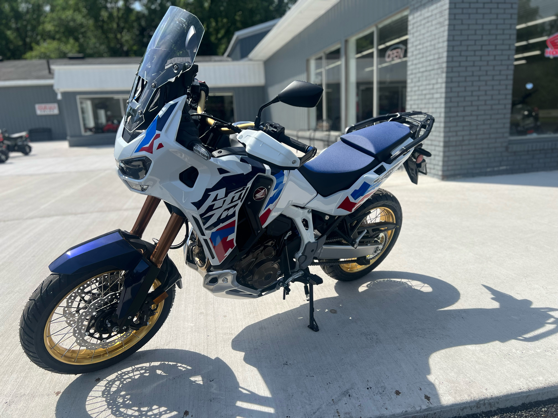 2024 Honda Africa Twin Adventure Sports ES in Valparaiso, Indiana - Photo 5