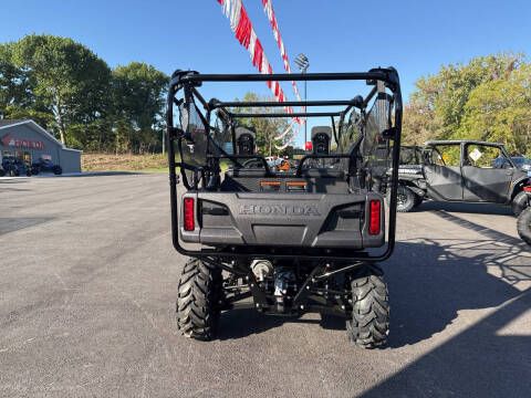 2025 Honda Pioneer 700-4 Deluxe in Valparaiso, Indiana - Photo 12