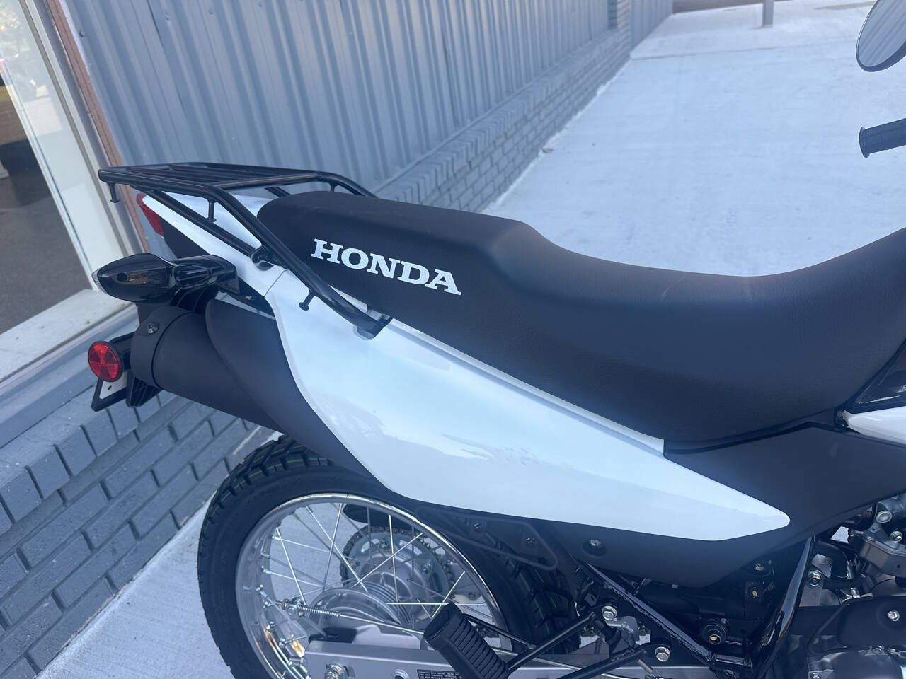 2024 Honda XR150L in Valparaiso, Indiana - Photo 21