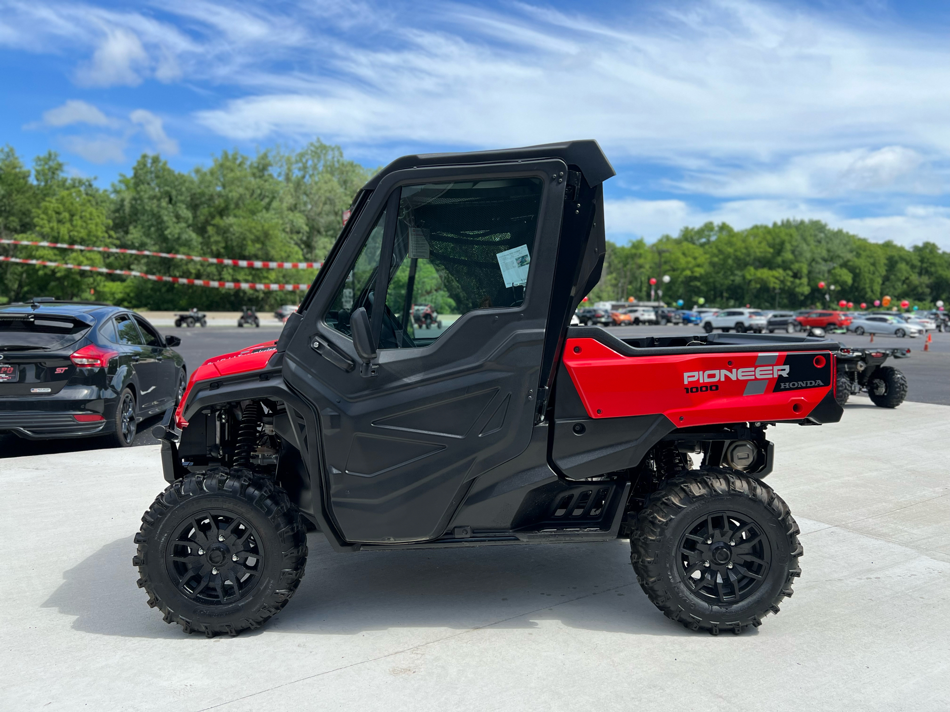 2023 Honda Pioneer 1000 Deluxe in Valparaiso, Indiana - Photo 2