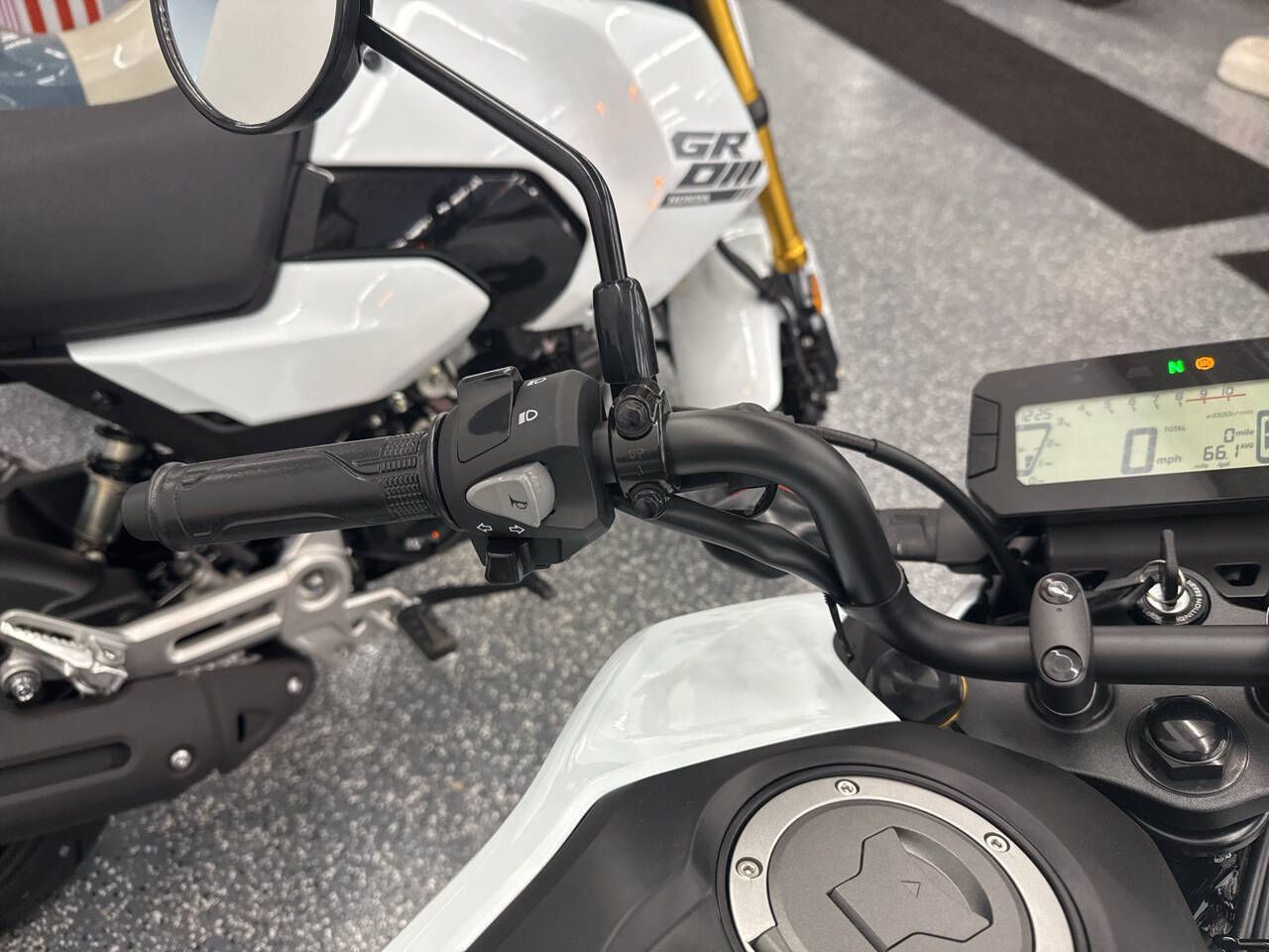 2025 Honda Grom ABS in Valparaiso, Indiana - Photo 18